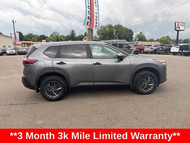 Used 2021 Nissan Rogue S FWD image 2