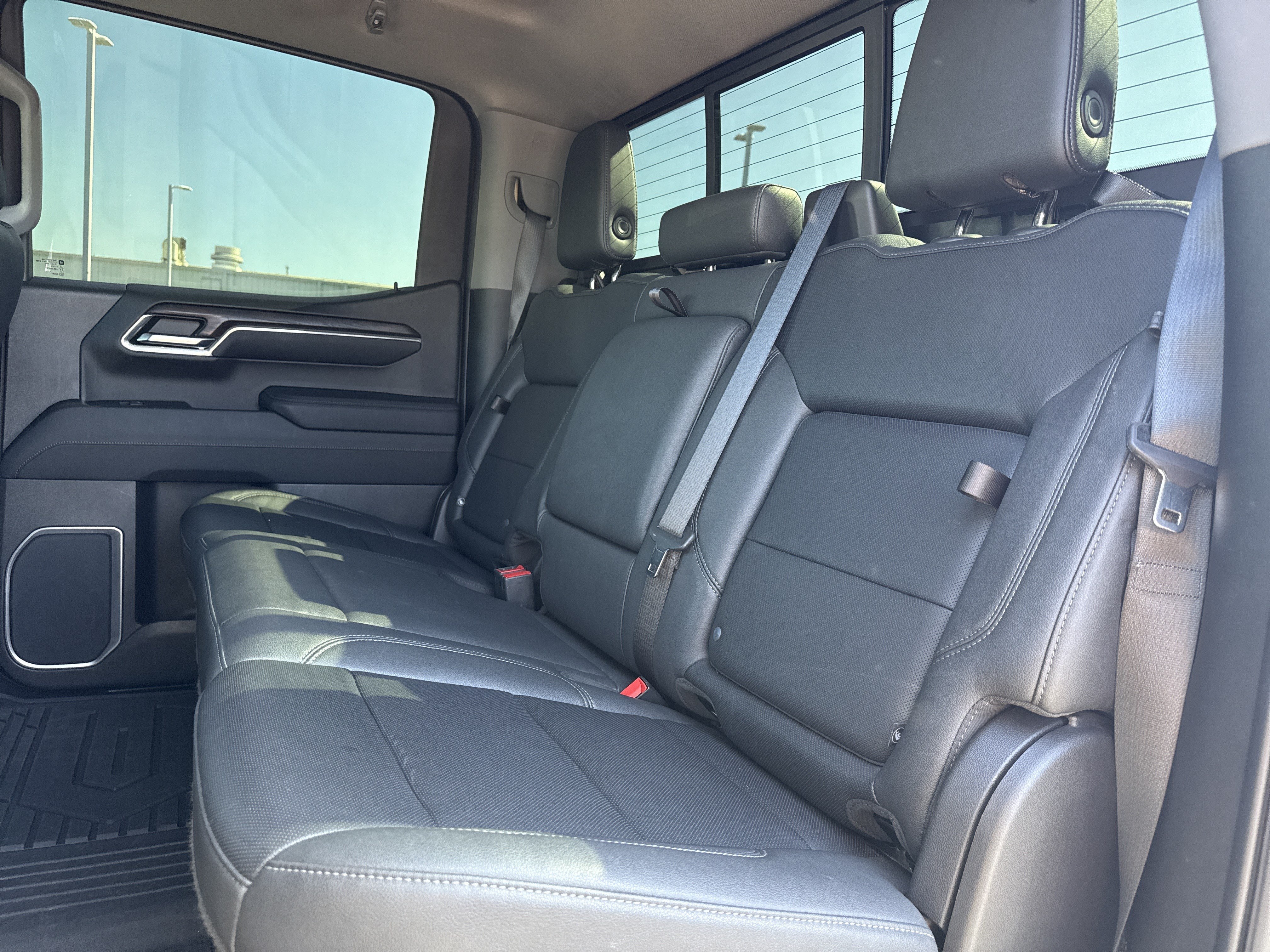 Used 2023 GMC Sierra 1500 SLT w/ SLT Convenience Package AWD/4WD image 31
