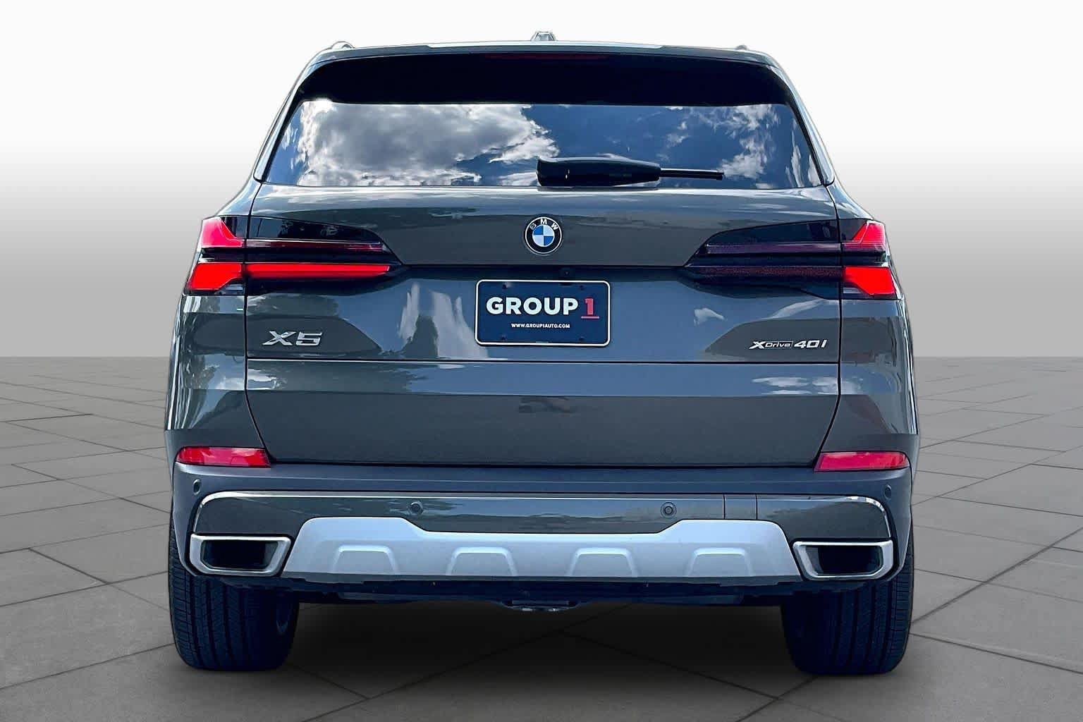 Used 2026 BMW X5 xDrive40i w/ Climate Comfort Package AWD/4WD image 4