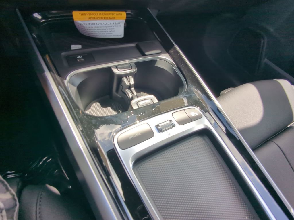 New 2025 Mercedes-Benz GLB 250 GLB 250 image 9