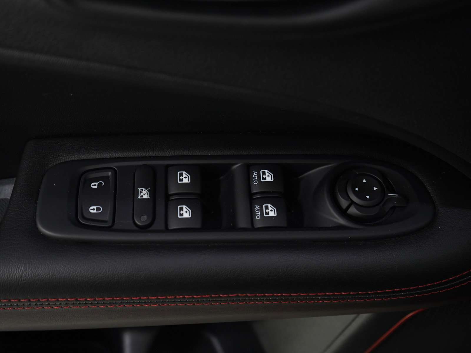Used 2019 Jeep Compass Trailhawk w/ Cold Weather Group AWD/4WD image 20