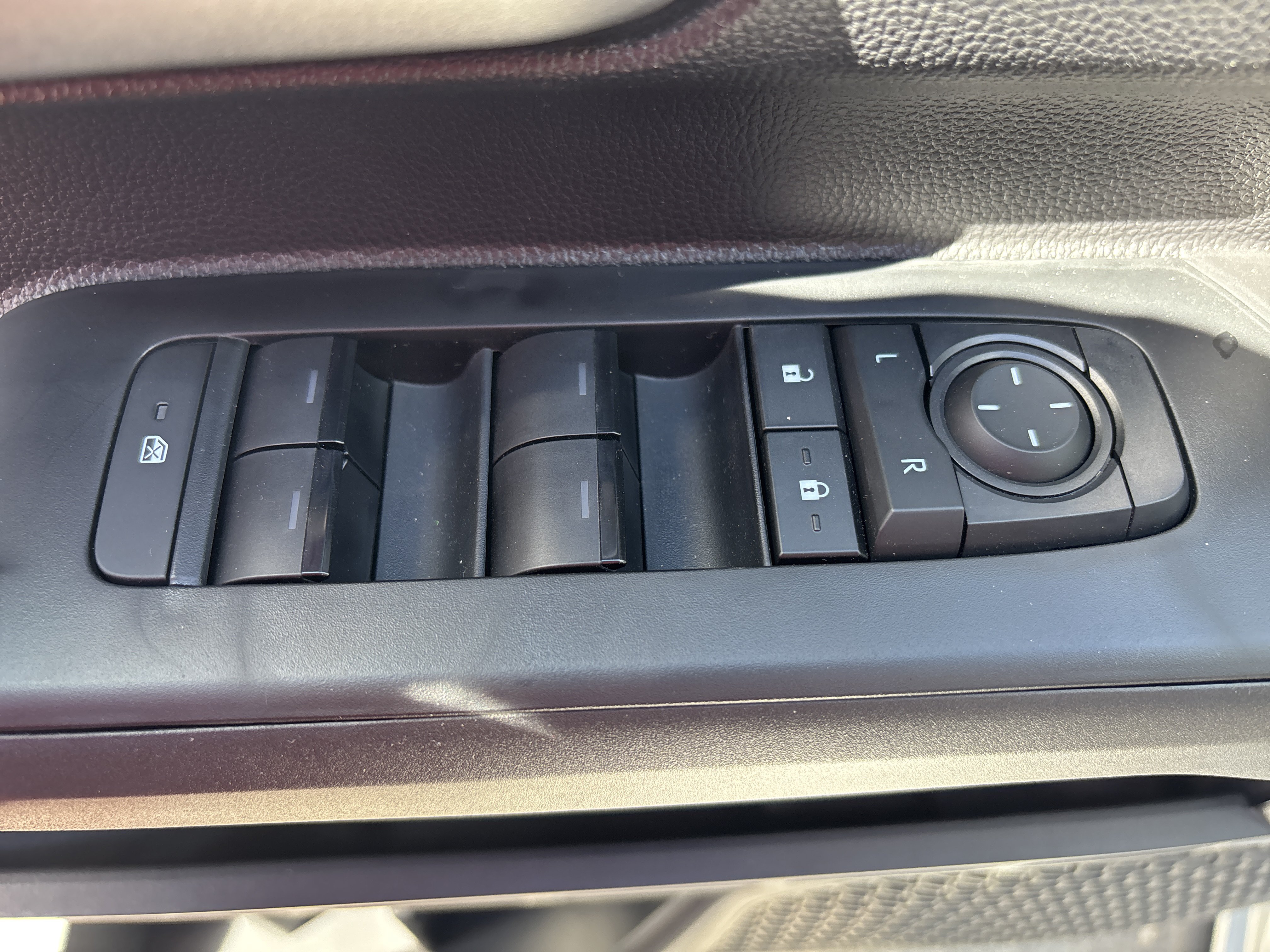 Certified 2026 Toyota Tacoma TRD Off-Road AWD/4WD image 16