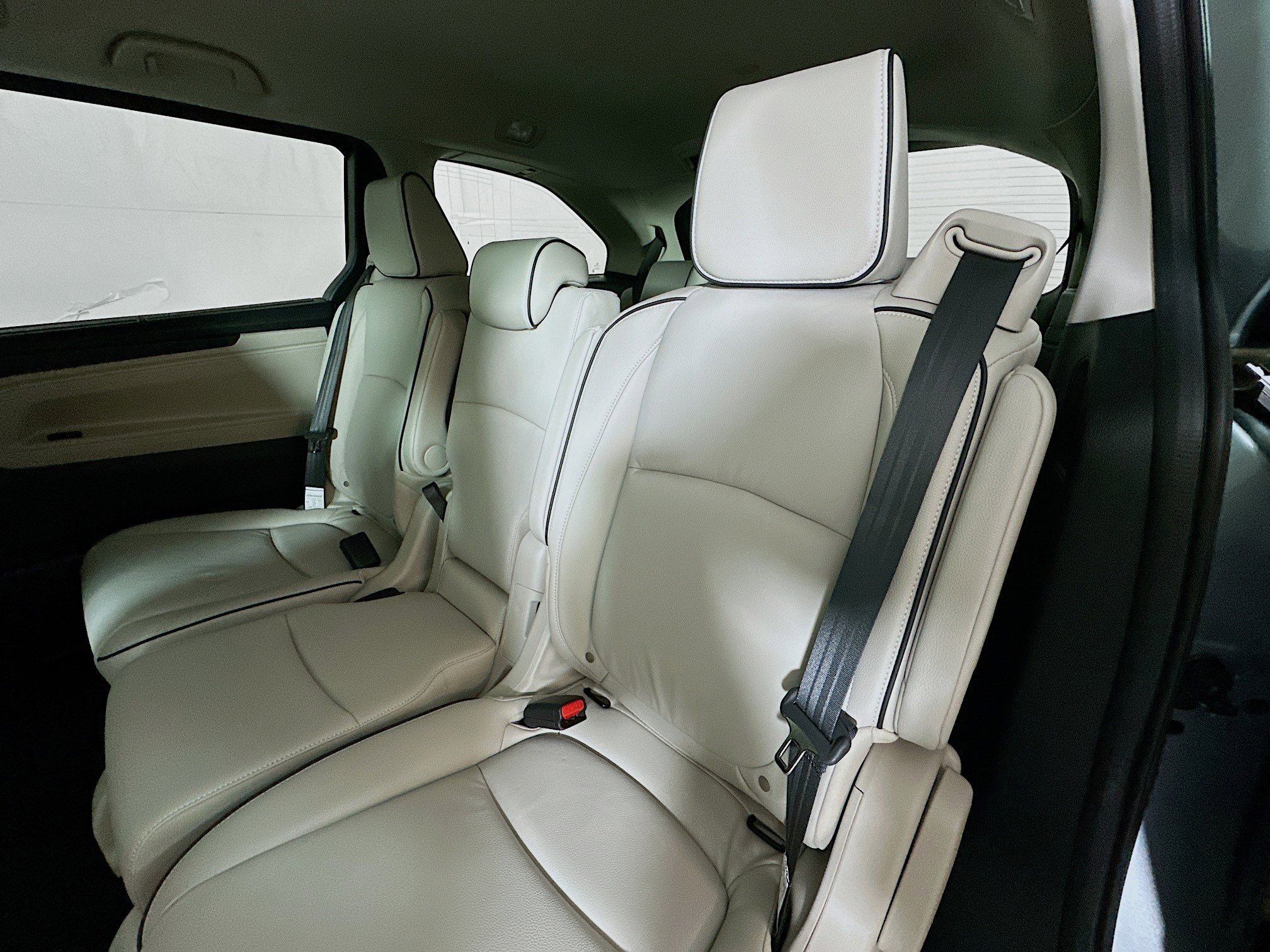 New 2026 Honda Odyssey Touring image 23