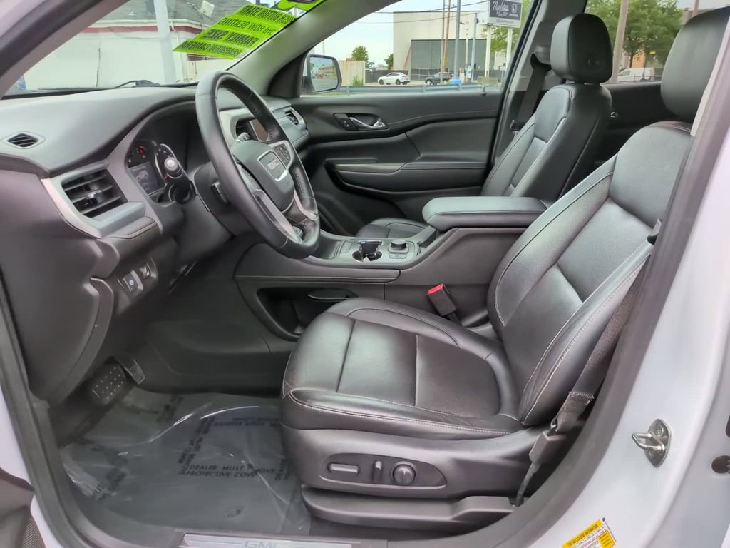 Used 2020 GMC Acadia SLT FWD image 20