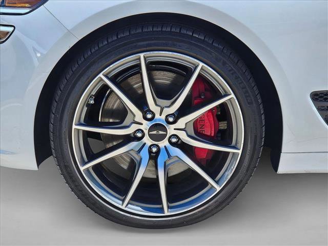 Used 2025 Genesis G70 2.5T image 21