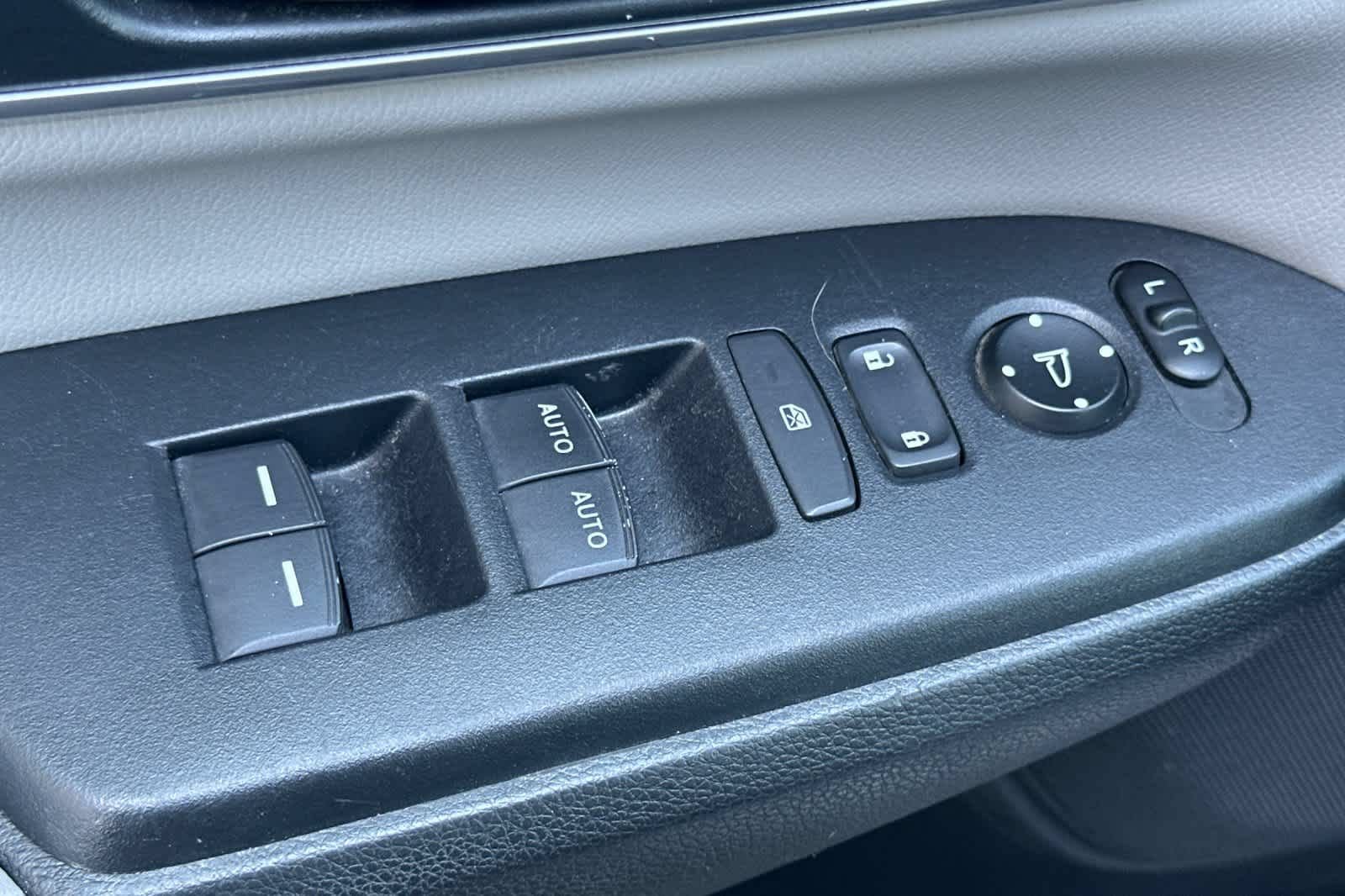Used 2019 Honda CR-V EX-L image 13