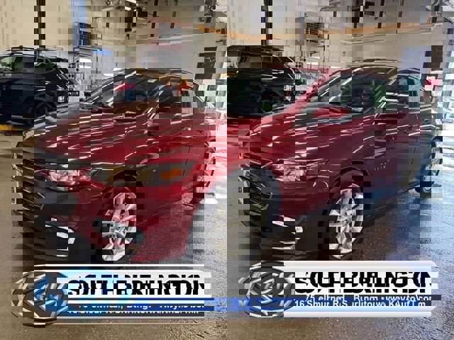 Used 2018 Chevrolet Malibu LT w/ Leather Package