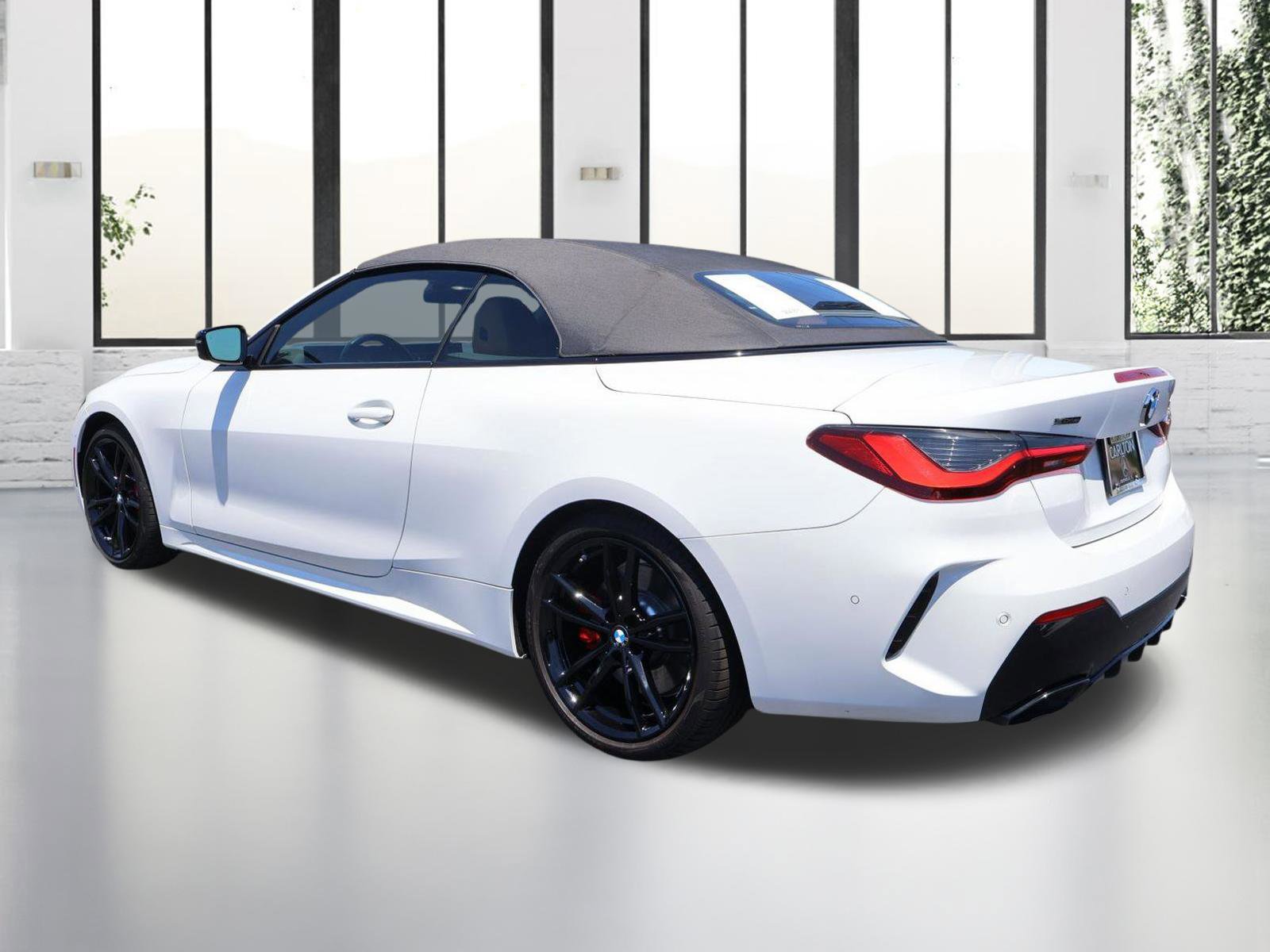 Used 2024 BMW 440i xDrive Convertible w/ Premium Package AWD/4WD image 32