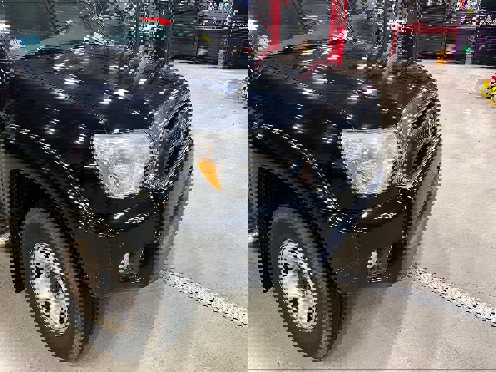 Used 2013 Toyota Tacoma 4x4 Double Cab image 5