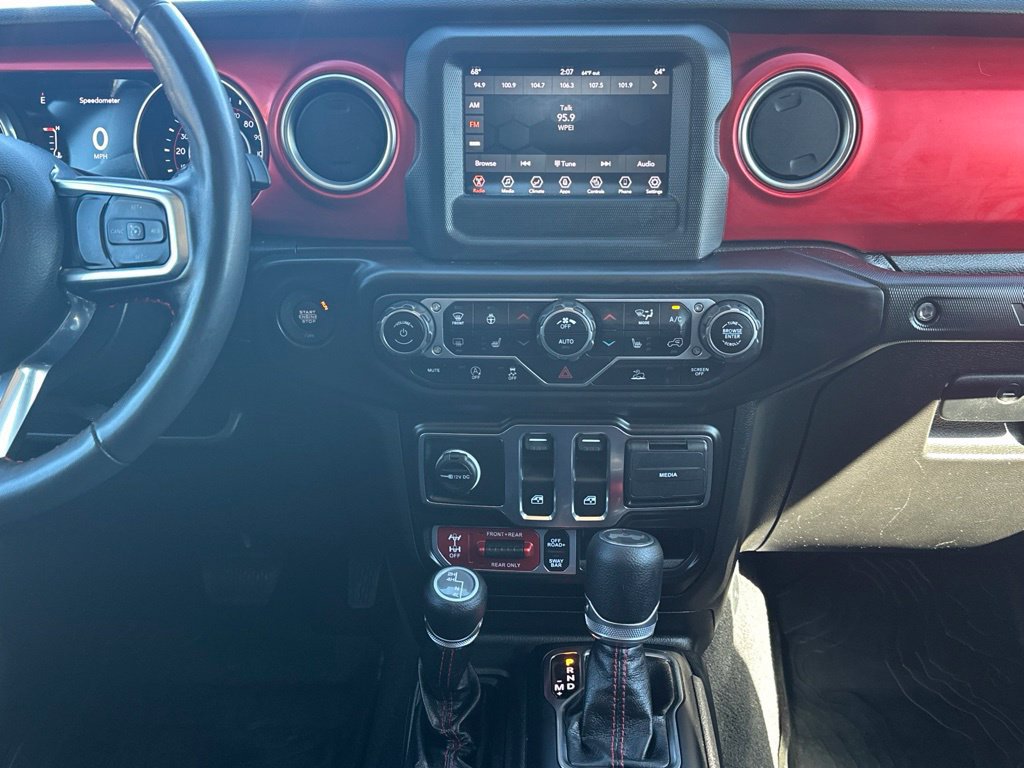Used 2021 Jeep Wrangler Rubicon w/ Cold Weather Group AWD/4WD image 20