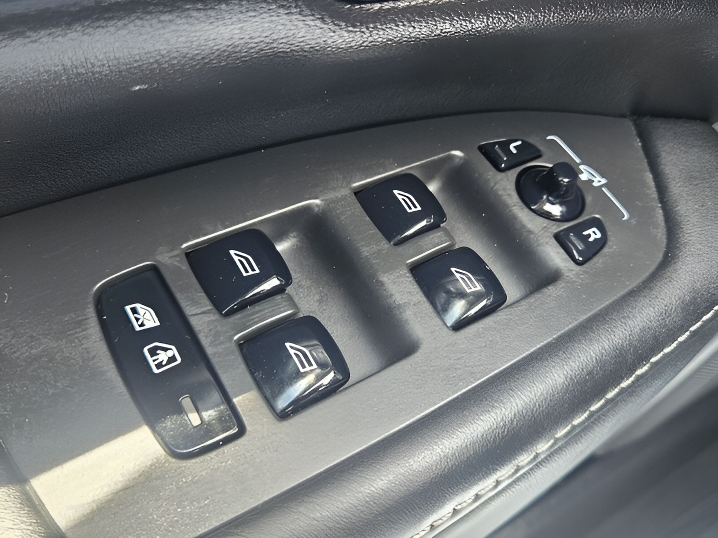 Used 2019 Volvo V90 T5 Inscription FWD image 30