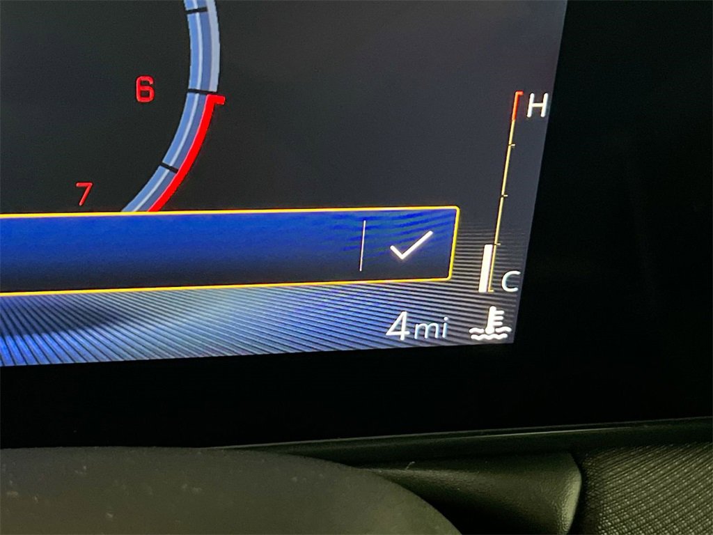 Used 2025 Chevrolet TrailBlazer RS image 12