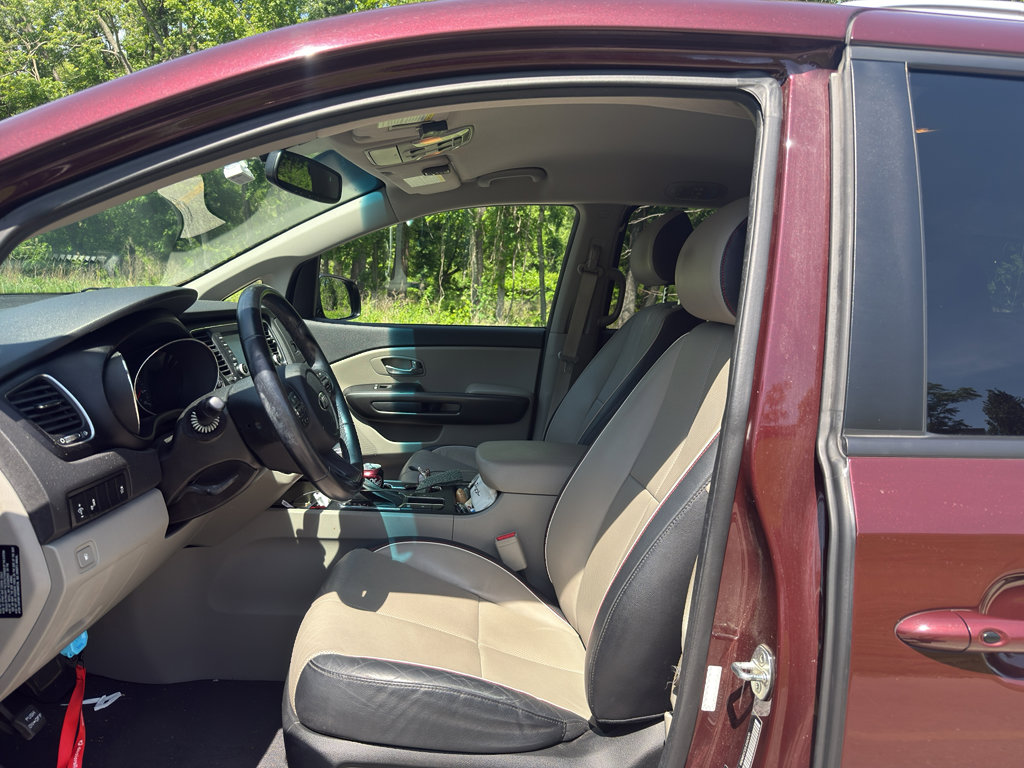 Used 2020 Kia Sedona EX FWD image 9