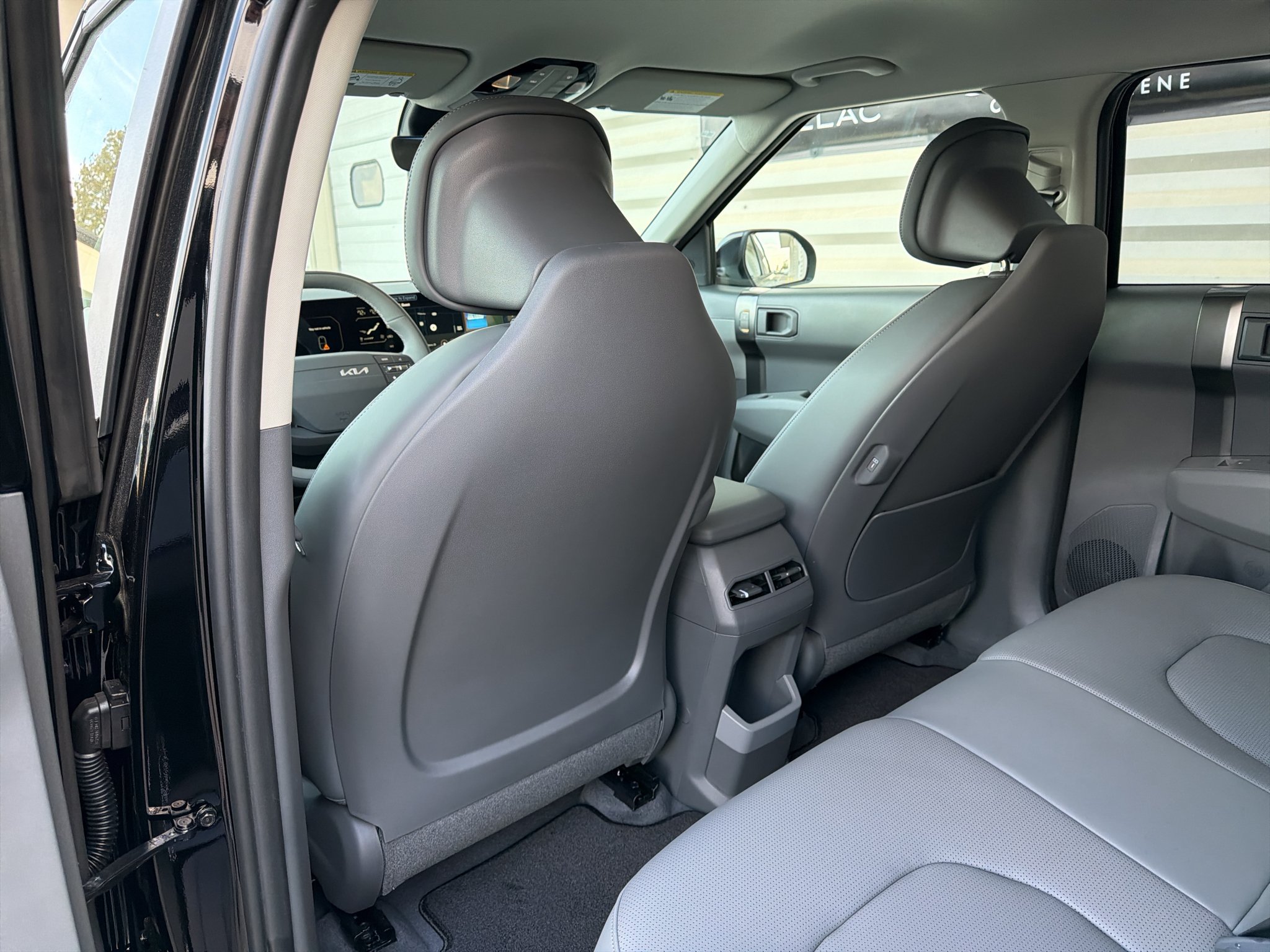 New 2027 Kia EV3 Wind AWD/4WD image 12