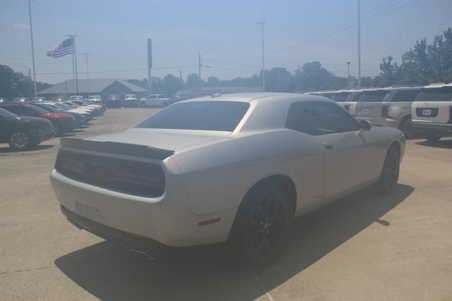 Used 2022 Dodge Challenger SXT w/ Plus Package RWD image 7