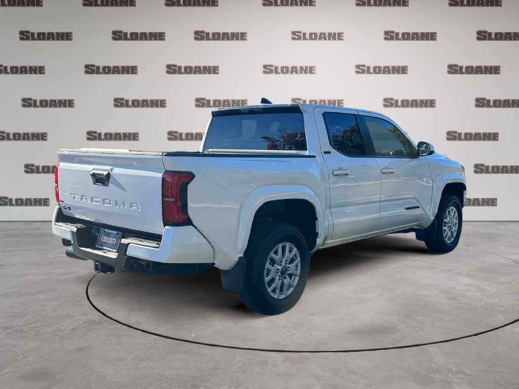 Used 2026 Toyota Tacoma SR5 AWD/4WD image 5