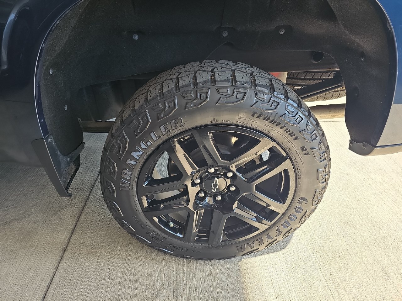 Used 2021 Chevrolet Silverado 1500 LT Trail Boss w/ Bed Protection Package AWD/4WD image 37