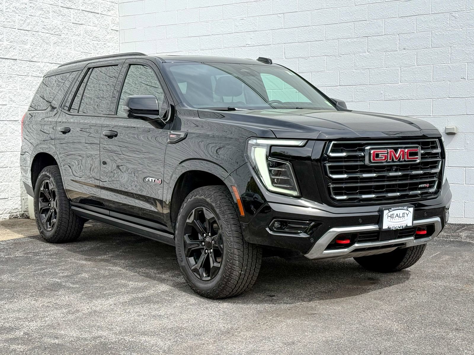 Certified 2025 GMC Yukon AT4 w/ AT4 Premium Package AWD/4WD video 1