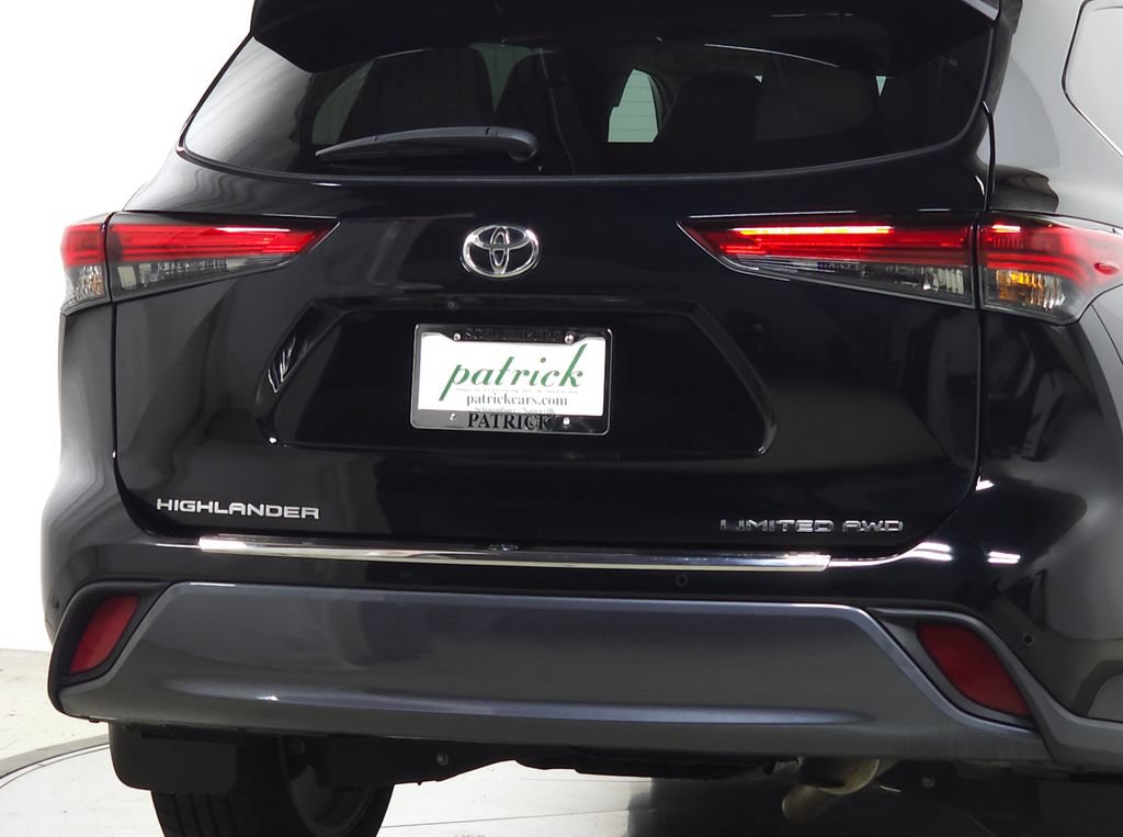 Used 2023 Toyota Highlander Limited AWD/4WD image 9