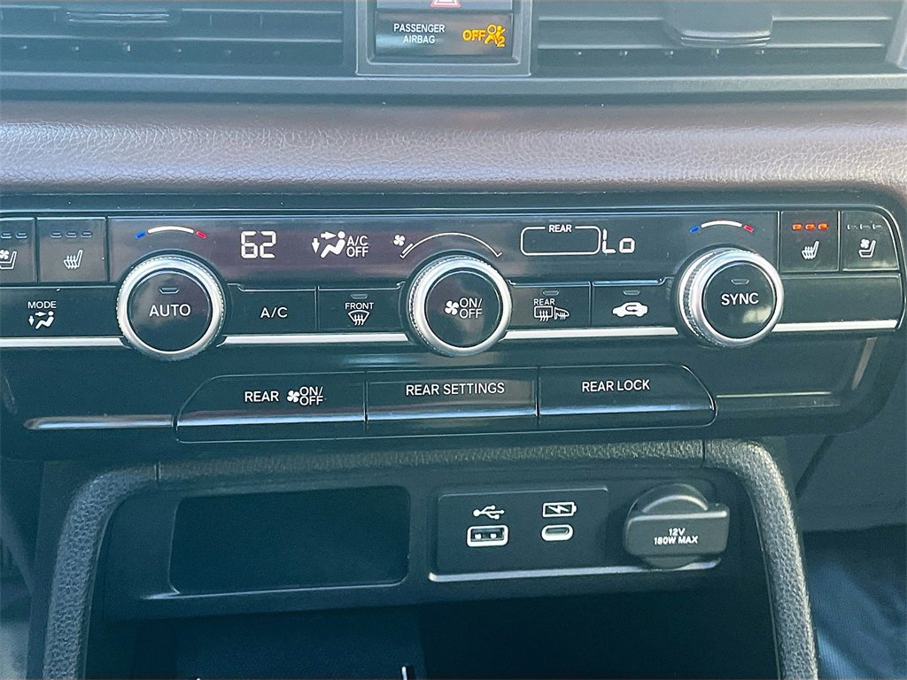 Used 2023 Honda Pilot Elite image 16