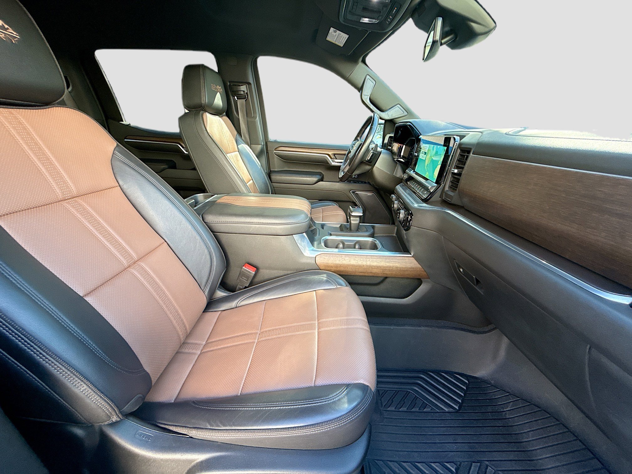 Used 2023 Chevrolet Silverado 1500 High Country w/ Z71 Off-Road Package image 30