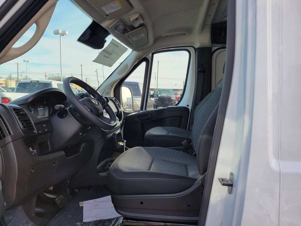 New 2025 RAM ProMaster 1500 w/ Convenience Group FWD image 11