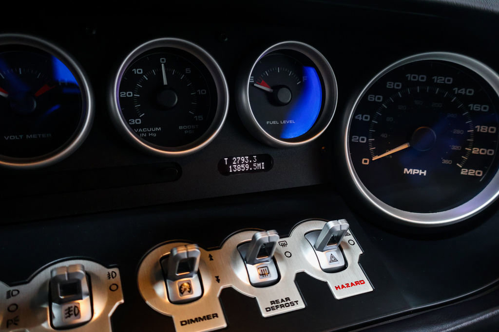 Used 2006 Ford GT RWD image 31