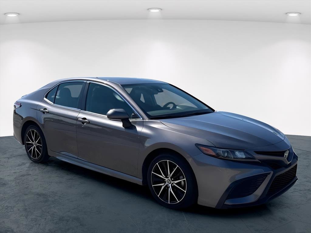Used 2023 Toyota Camry SE image 8