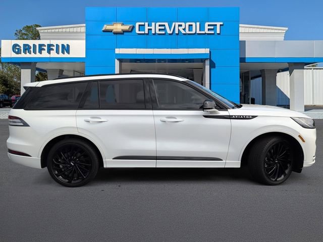 Used 2025 Lincoln Aviator Reserve w/ Equipment Group 201A AWD/4WD image 3