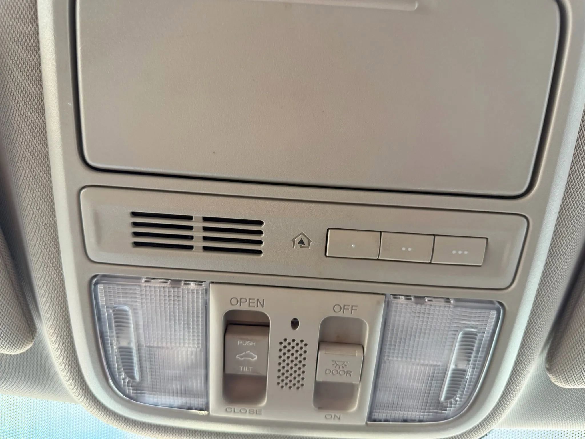 Used 2016 Honda Odyssey EX-L image 26