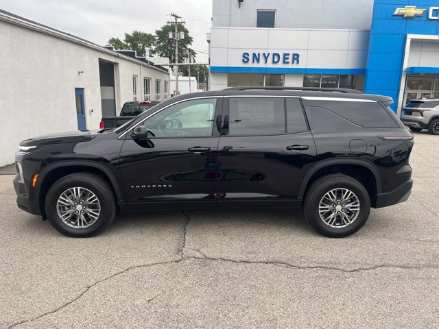 New 2027 Chevrolet Traverse LT FWD image 2