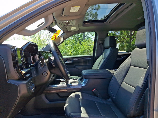 Used 2026 Chevrolet Silverado 1500 LTZ w/ Technology Package AWD/4WD image 14