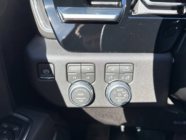 New 2026 GMC Sierra 1500 Elevation w/ Elevation Premium Package image 18