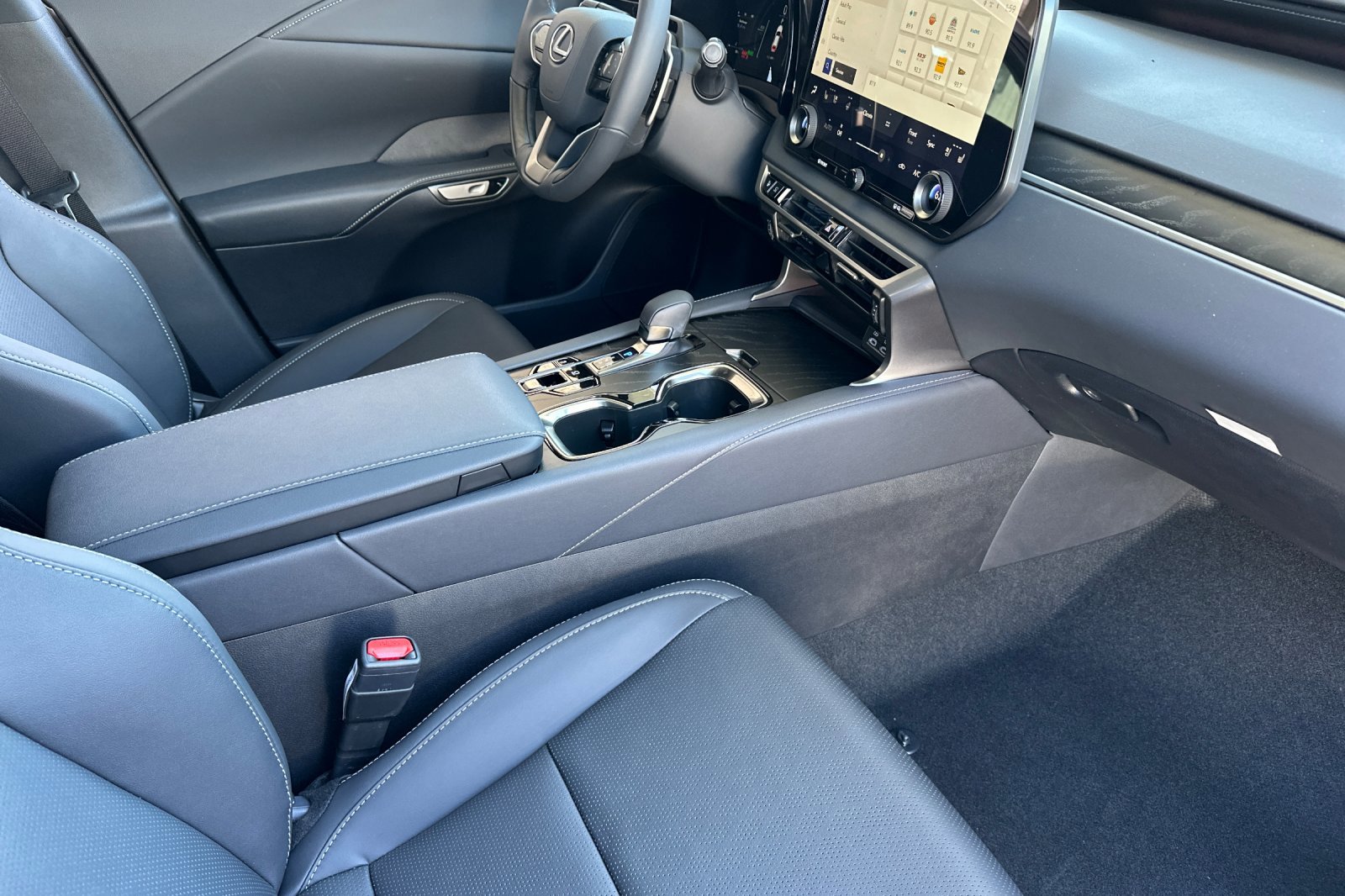 New 2026 Lexus RX 350 image 16
