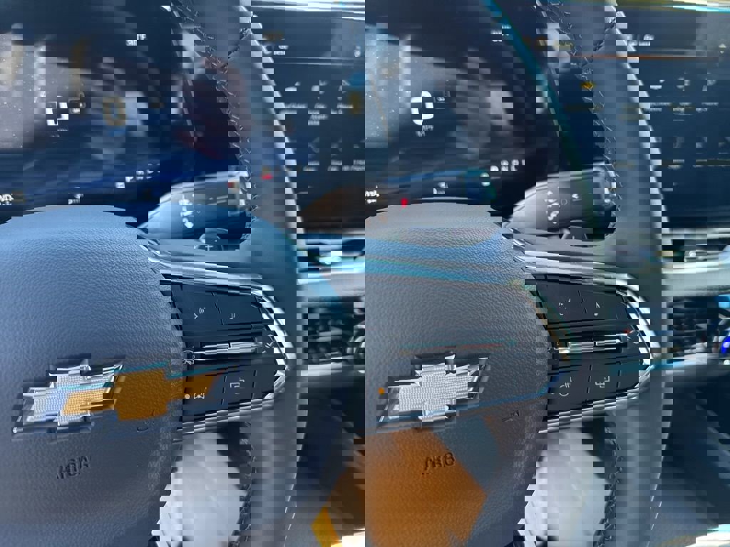 New 2026 Chevrolet Equinox LT w/ Convenience Package II image 22