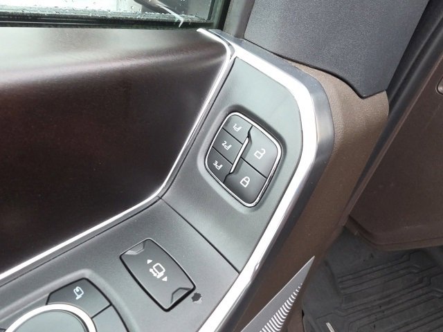 Used 2025 Ford F350 King Ranch image 17