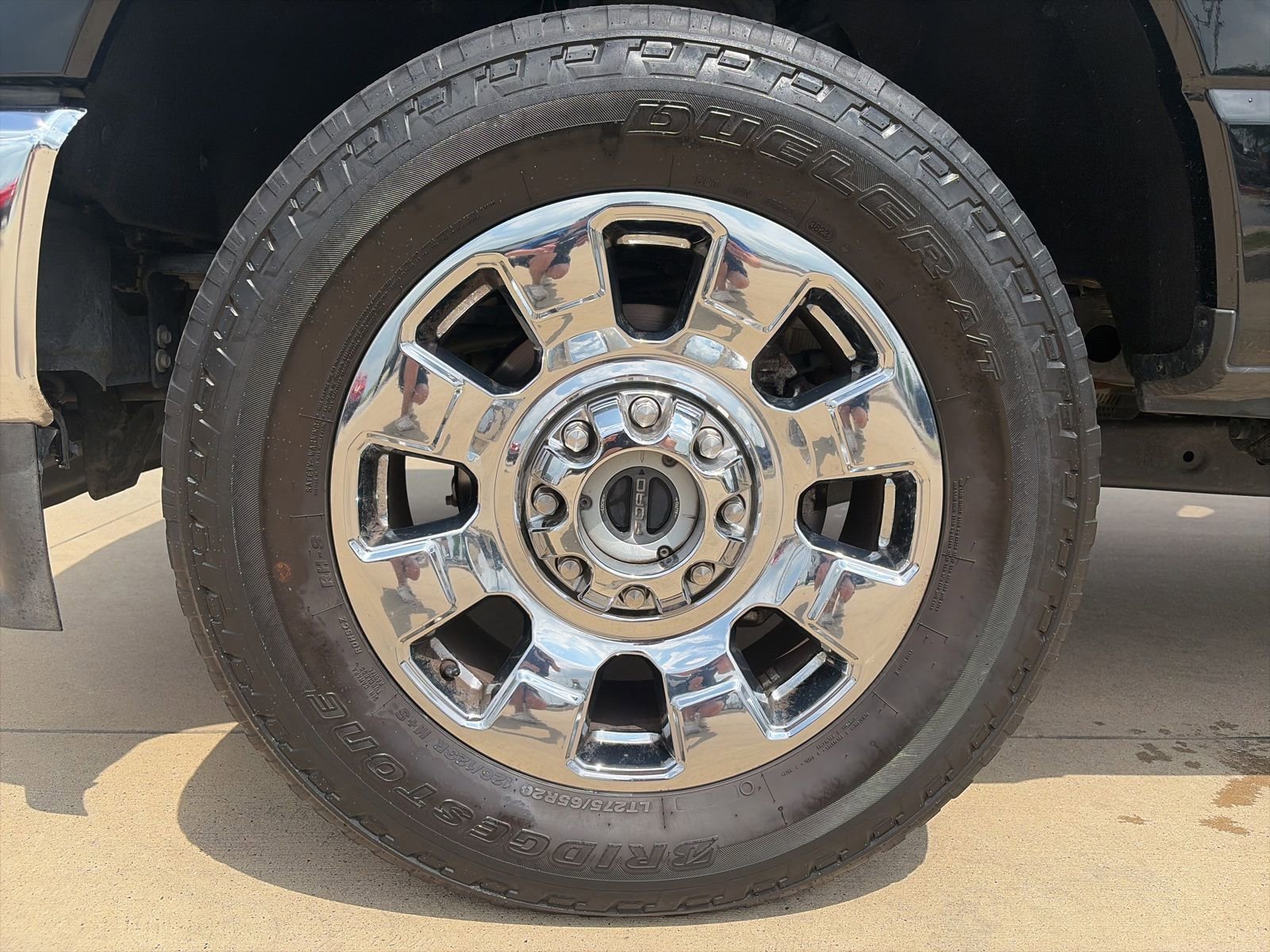 Used 2024 Ford F250 Lariat w/ Lariat Ultimate Package AWD/4WD image 9