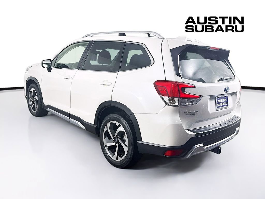 Used 2023 Subaru Forester Touring AWD/4WD image 5