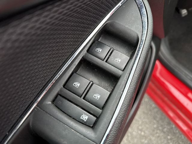 Used 2018 Chevrolet Cruze LT image 15