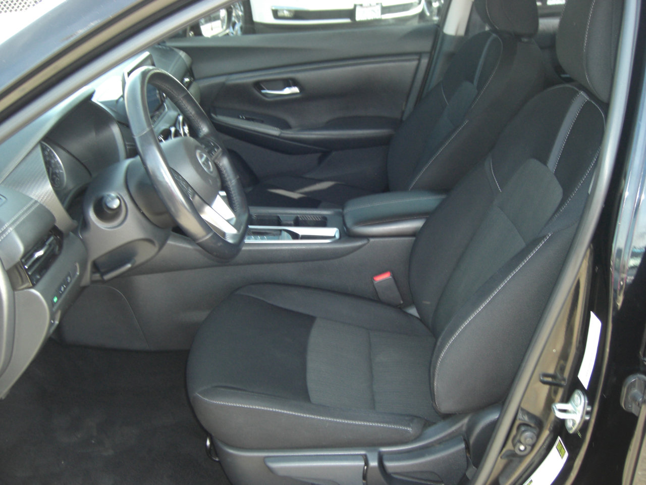 Used 2020 Nissan Sentra SV image 17