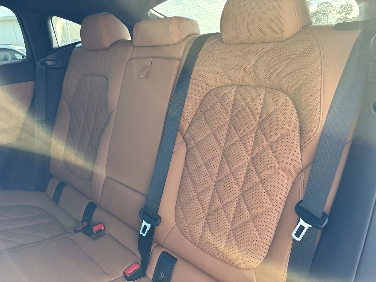 New 2026 BMW X6 xDrive40i image 14