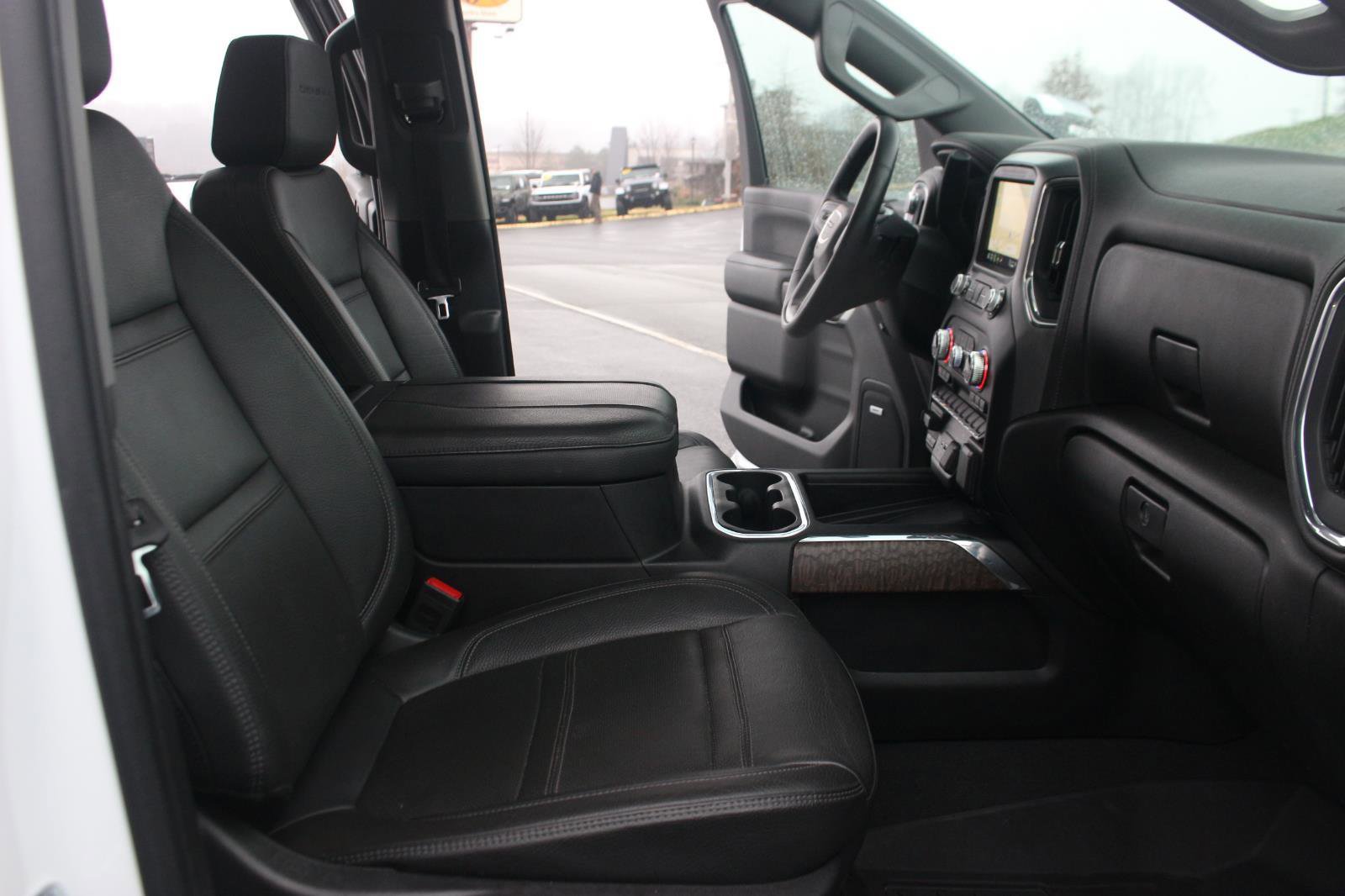 Used 2023 GMC Sierra 3500 Denali image 35