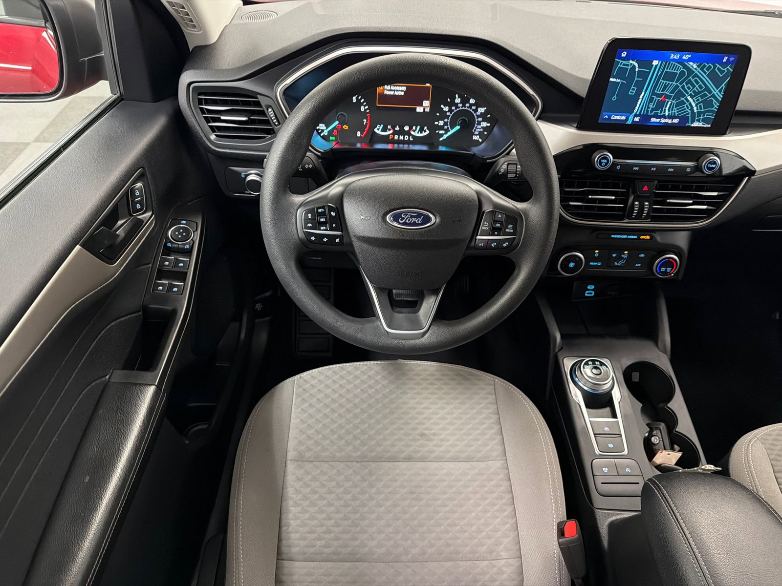 Used 2022 Ford Escape SE image 17
