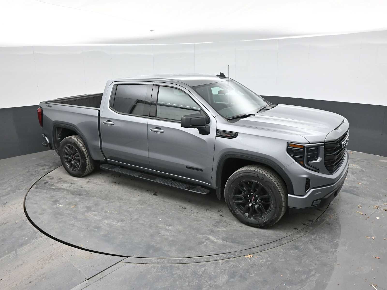 New 2026 GMC Sierra 1500 Elevation w/ LPO, Elevation Black Package AWD/4WD image 33