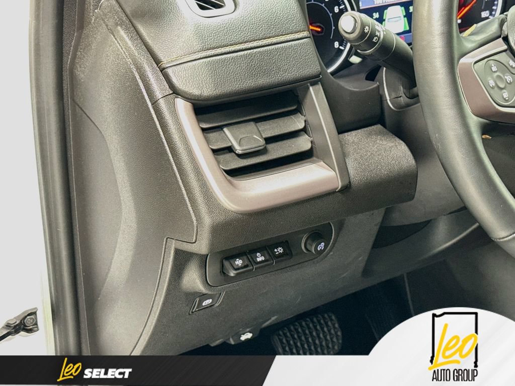 Used 2024 GMC Terrain AT4 w/ Tech Package AWD/4WD image 13