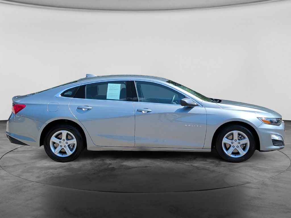 Used 2024 Chevrolet Malibu LT FWD image 8