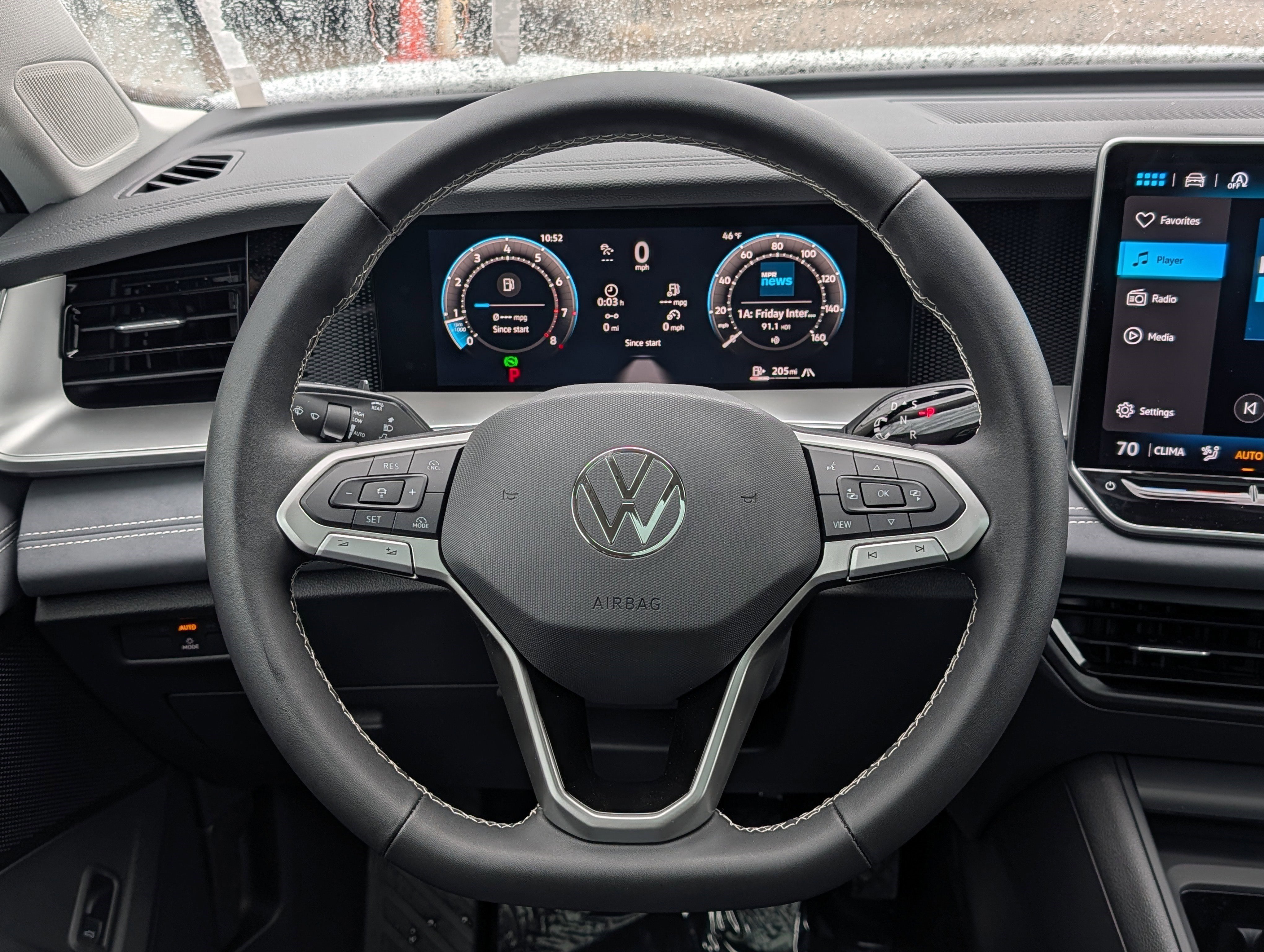 New 2026 Volkswagen Tiguan SE image 8