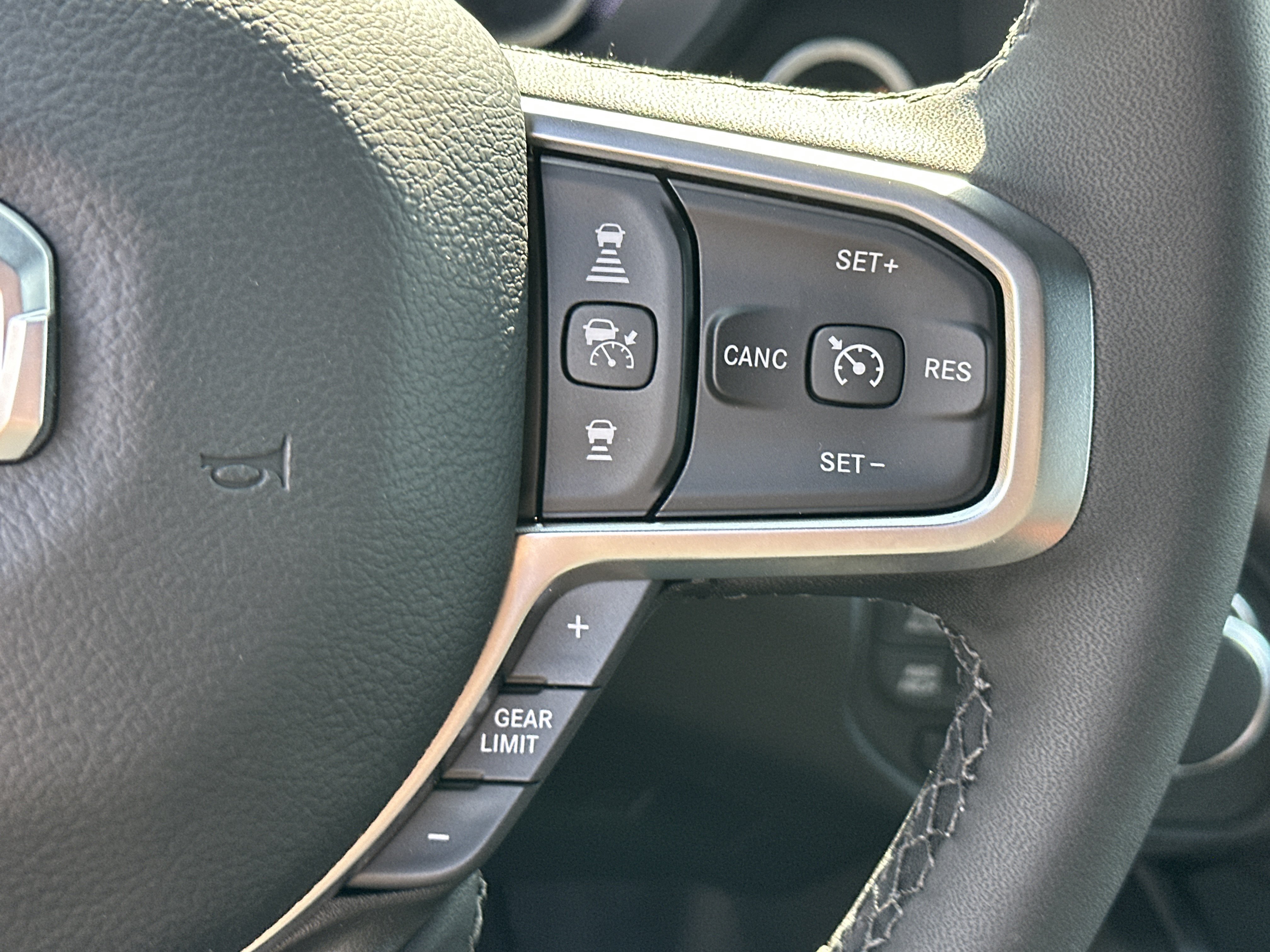New 2026 RAM 1500 Big Horn AWD/4WD image 9