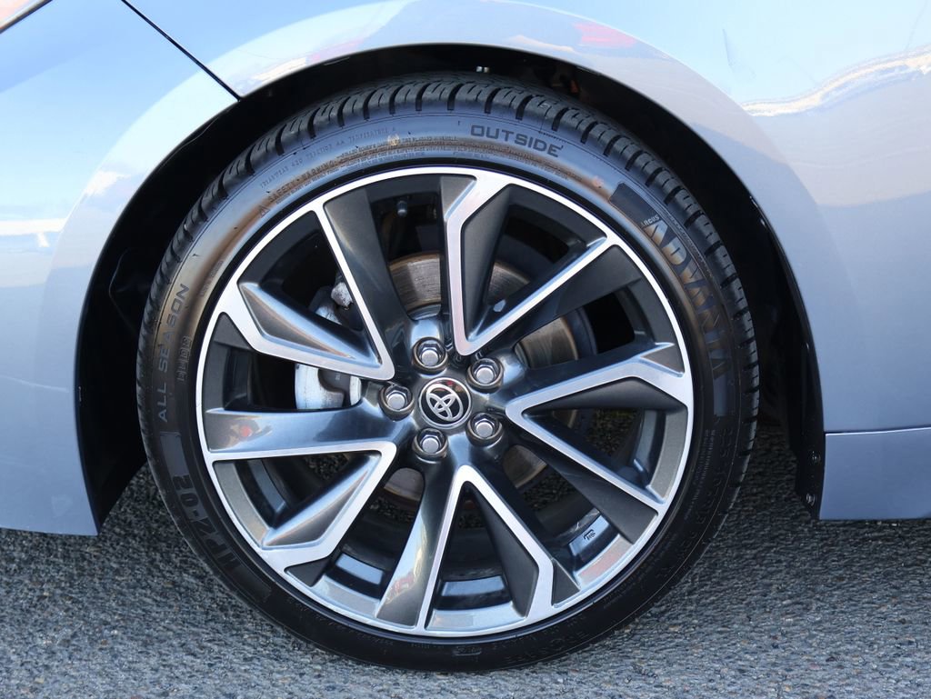 Used 2020 Toyota Corolla SE w/ Carpet Mat Package (TMS) image 35