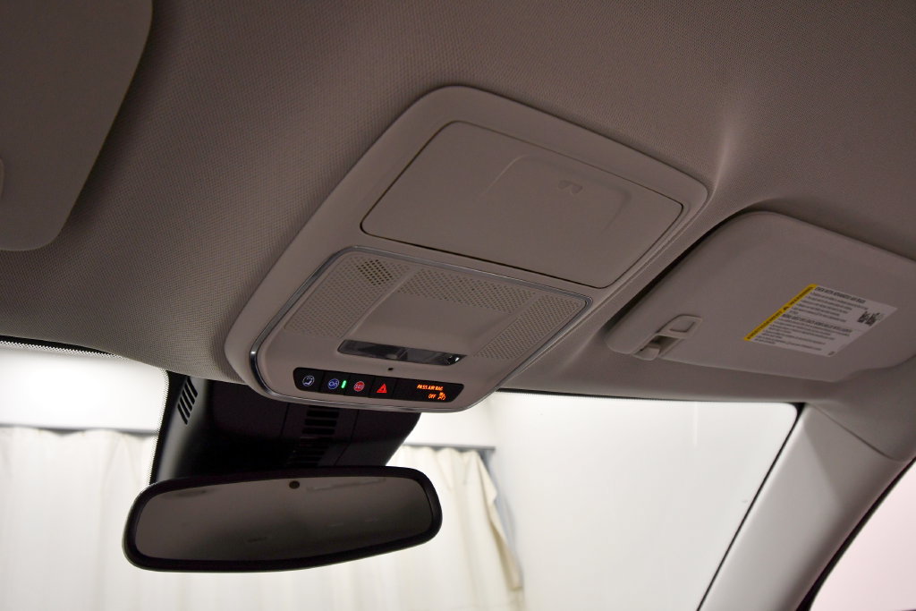 Used 2024 GMC Acadia Denali FWD image 27